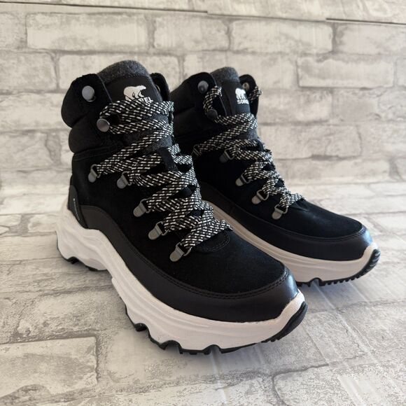 NWOT Sorel Women's Kinetic Breakthru Conquest Waterproof Bootie Sz 10 - Picture 2 of 10